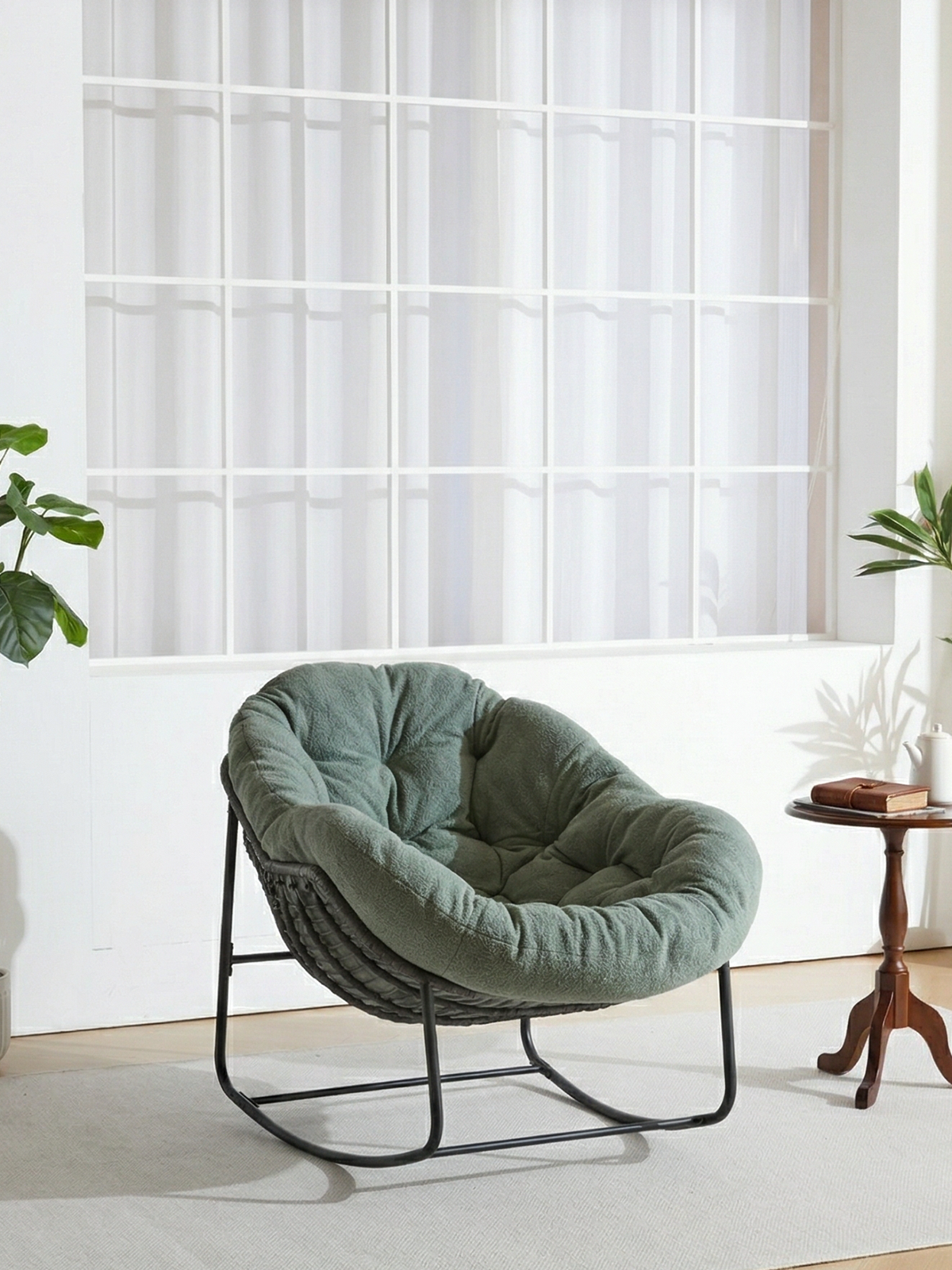 Oriva Nest Chair
